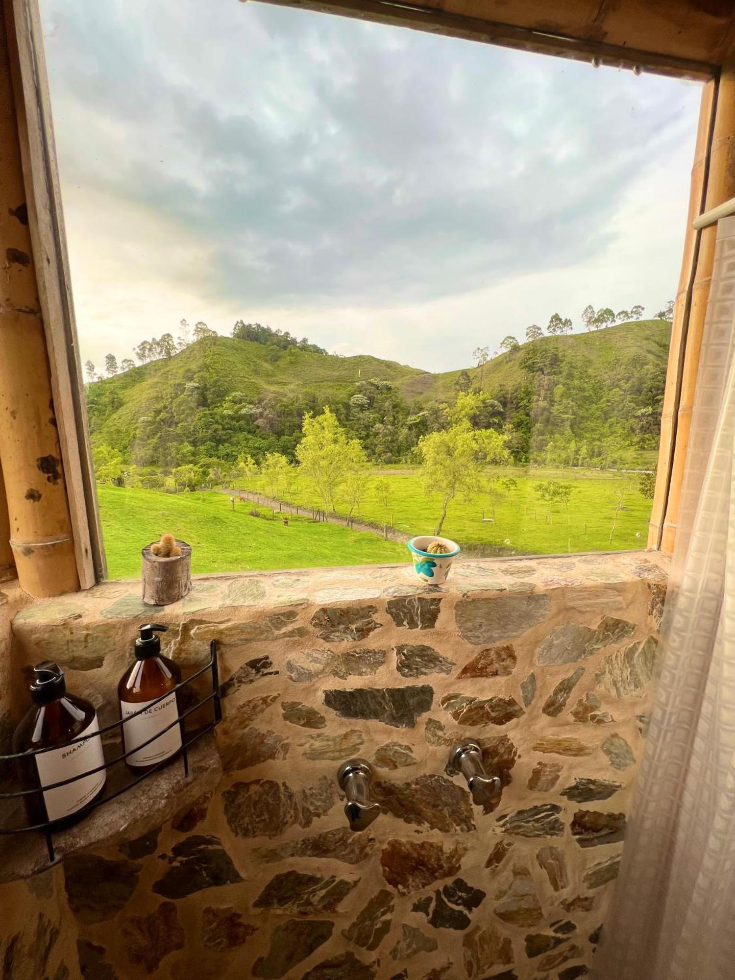 Glamping La Herradura Santa Rosa de Cabal Bagian luar foto