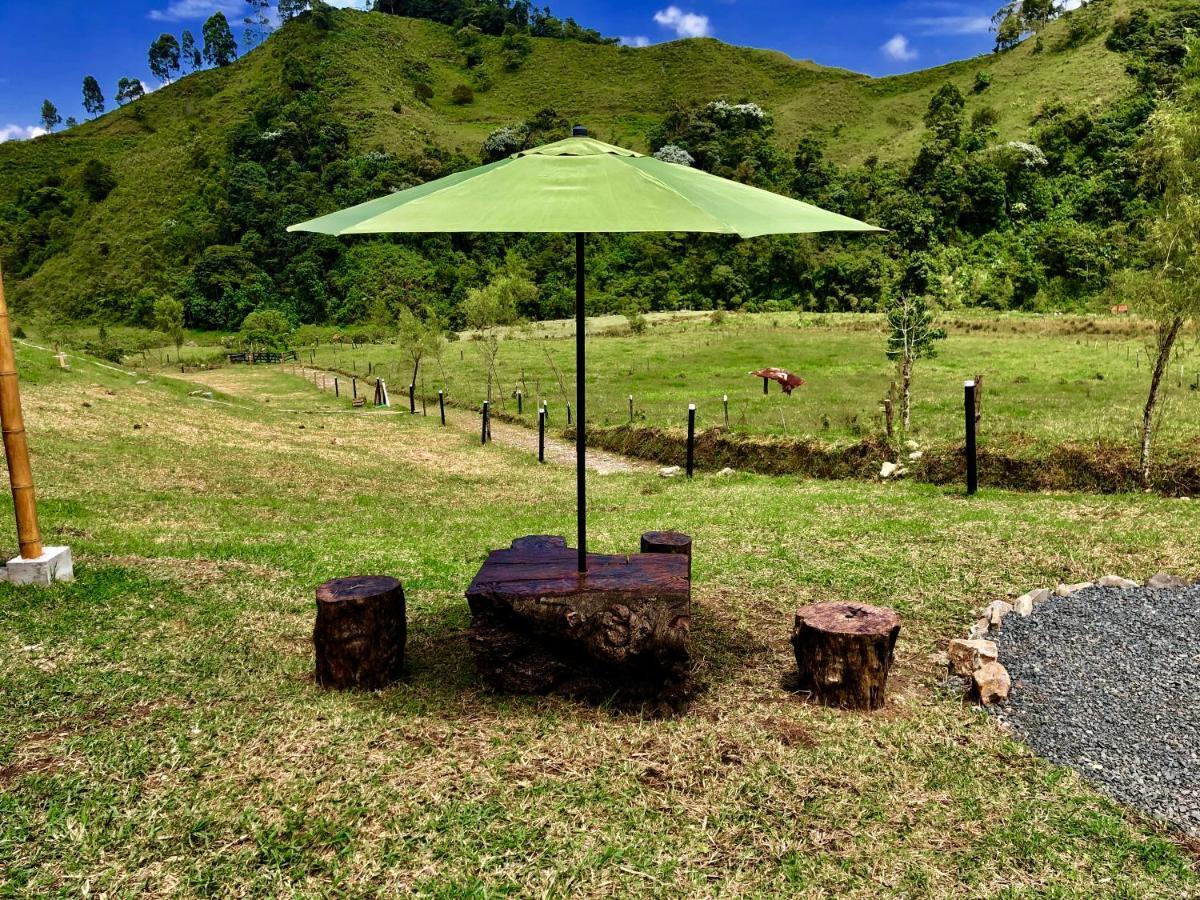 Glamping La Herradura Santa Rosa de Cabal Bagian luar foto